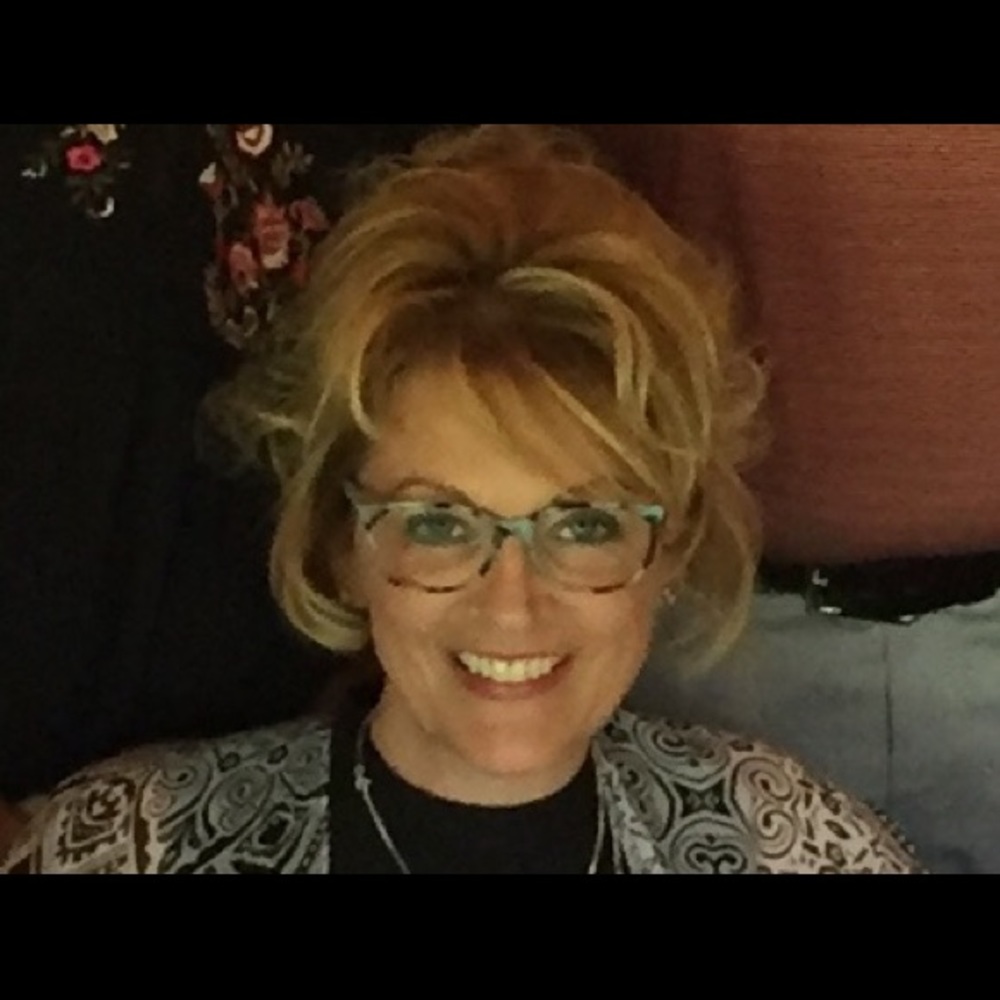 Meet your Posher, Tina